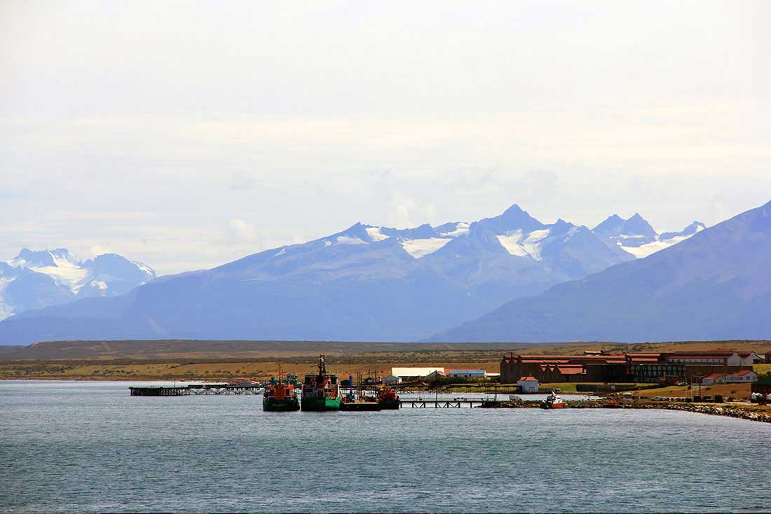 Magelan's Straight - Puerto Natales - W-Trek - Torres del Paine